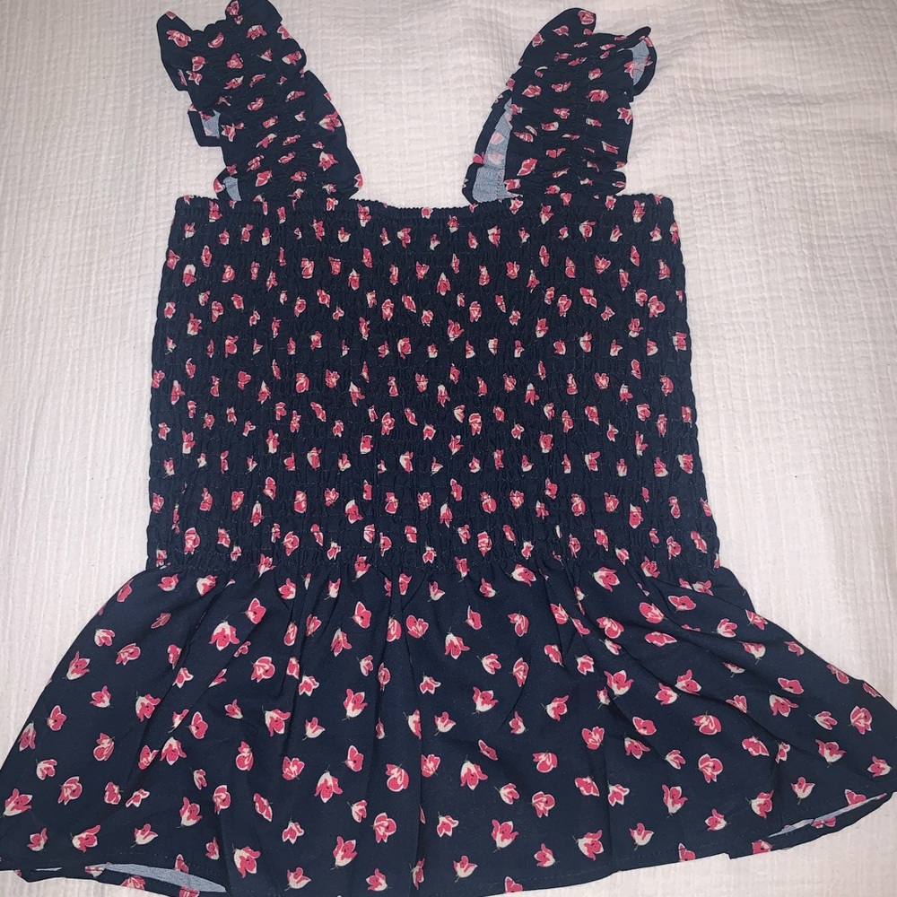 Blue/red/white tank
